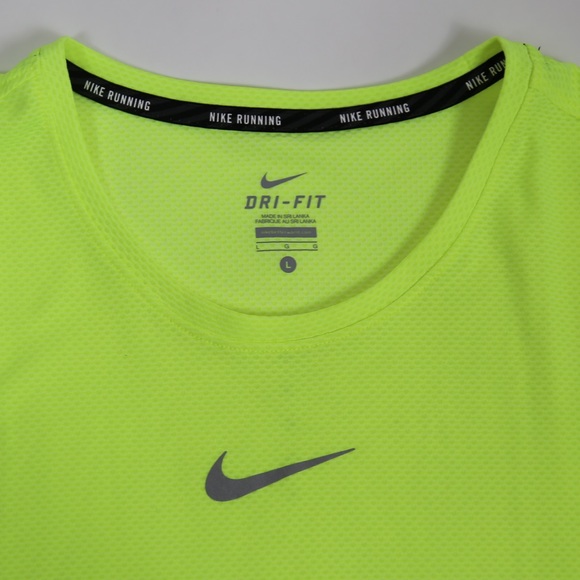 Nike AeroReact Women's Running Top - Picture 8 of 8